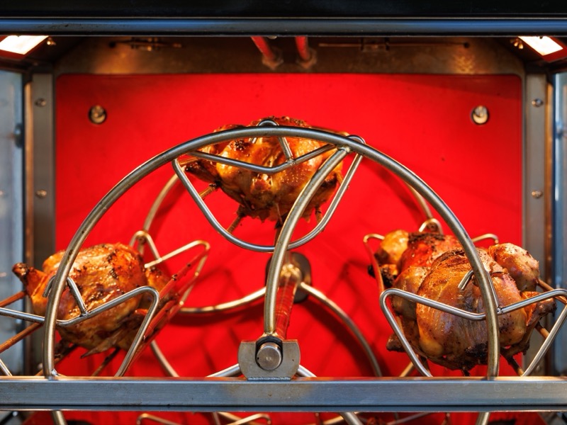 Poulet rôti fermier Label Rouge servi à table, Les Paniers de Didier à Cheval-Blanc